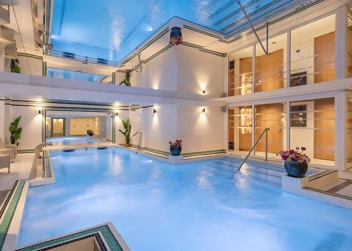 Grand Tonic Hotel & Spa Nuxe Biarritz